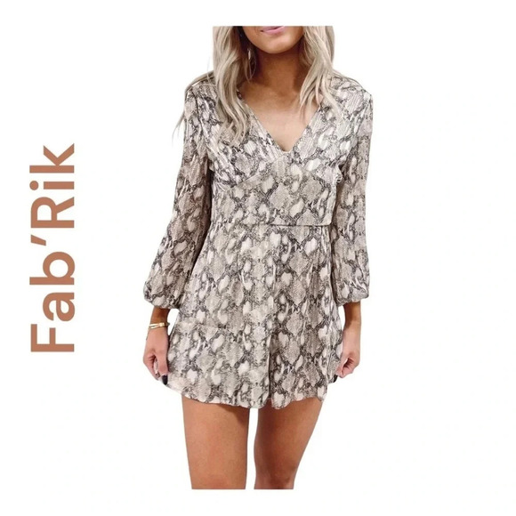 Fab’rik‎ Snake Print Mini Dress - Picture 1 of 6